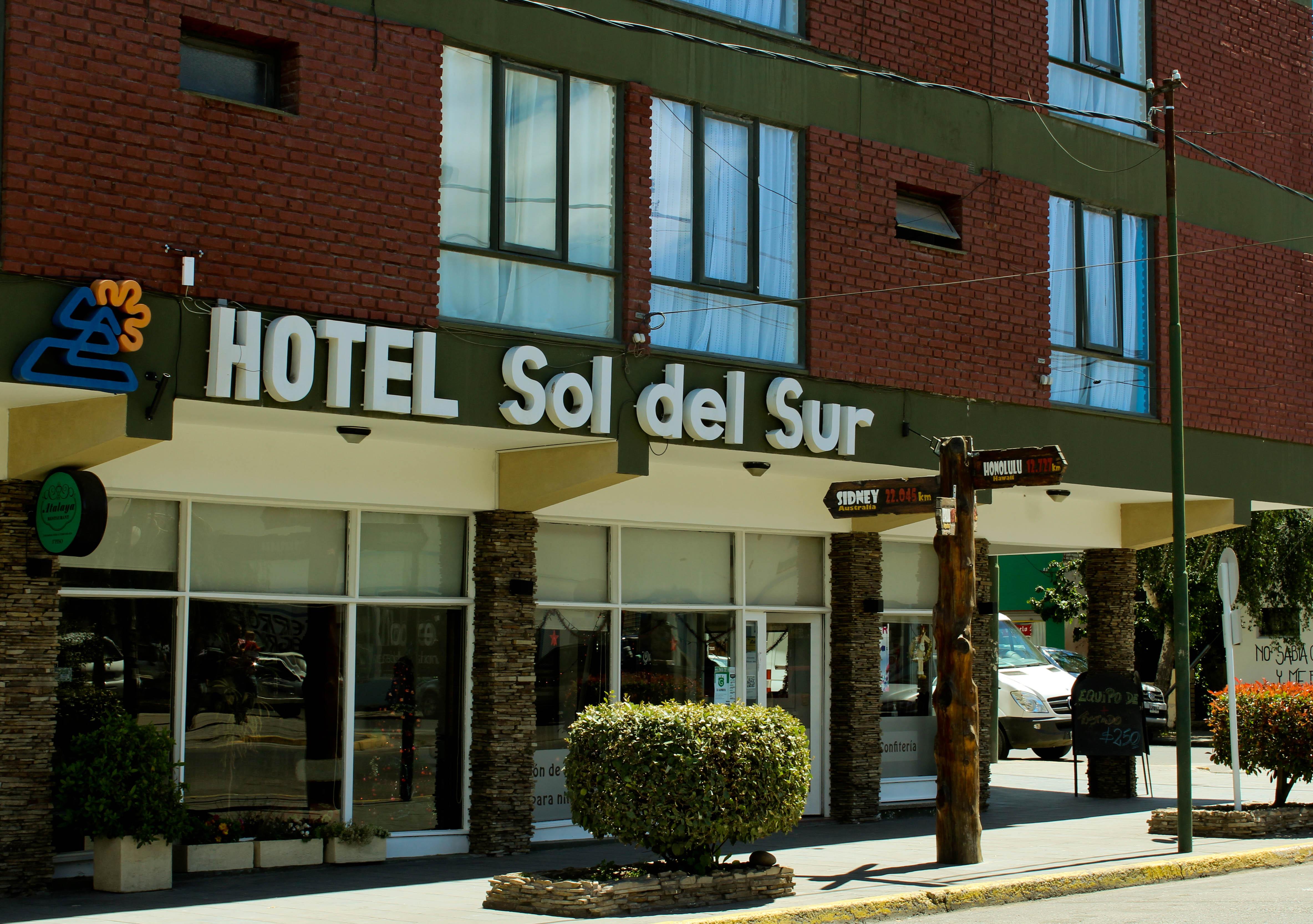 Hotel Sol Del Sur Esquel Exterior photo