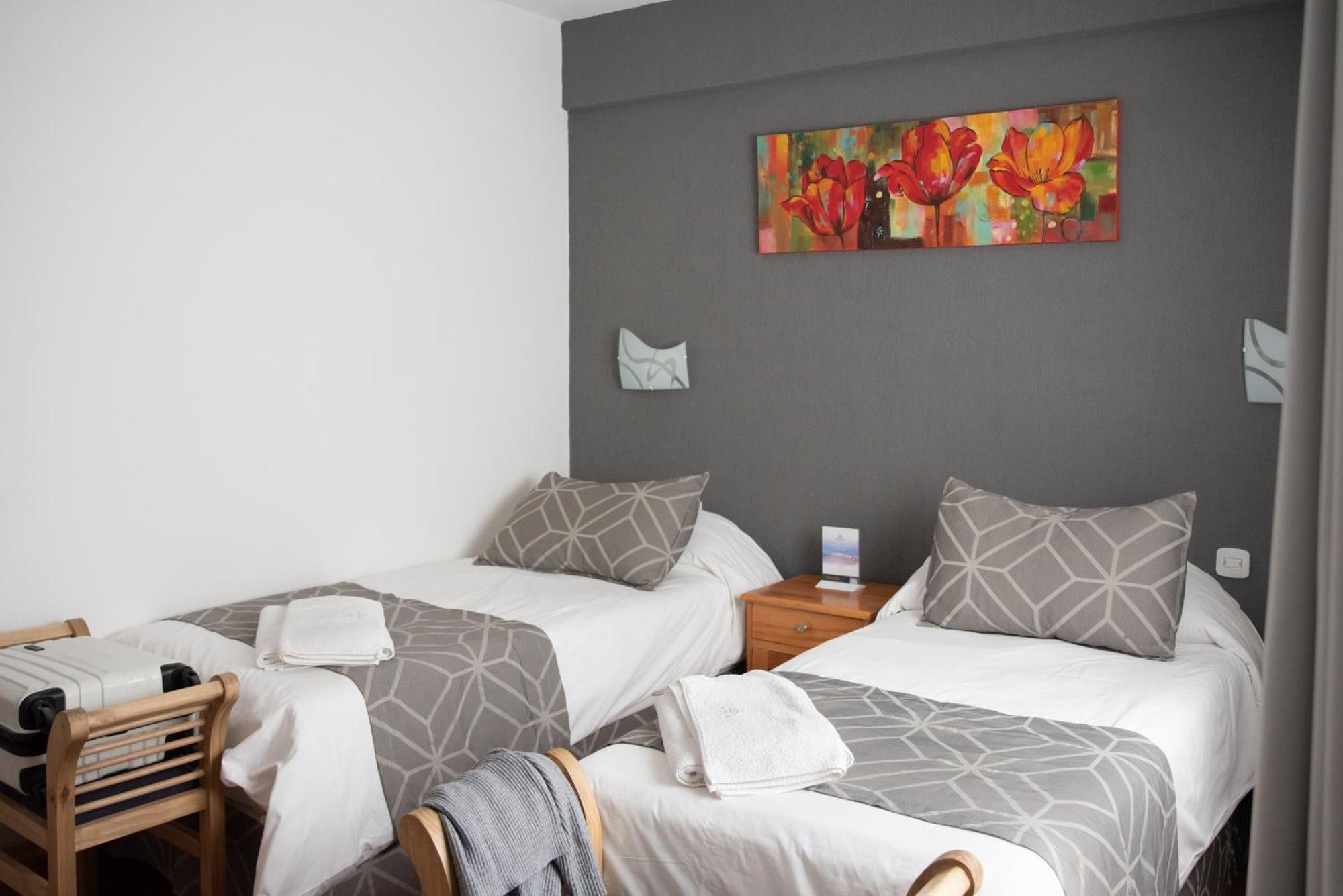 Hotel Sol Del Sur Esquel Exterior photo